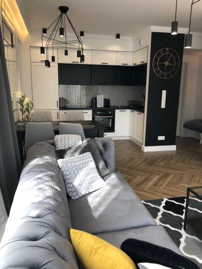 Family & Business Sauna Apartments No1 Lesny Nad Zalewem Cedzyna Unikat - 3 Bedroom With Private Sauna, Bath With Hydromassage, Terrace, Garage, Catering Options 키엘체 외부 사진